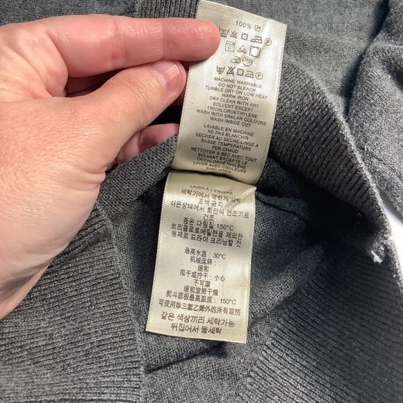 ✨ Burberry Brit Women’s Top – Size M – Gray w/ Shoulder Details – Soft + Chic - Picture 4 of 13